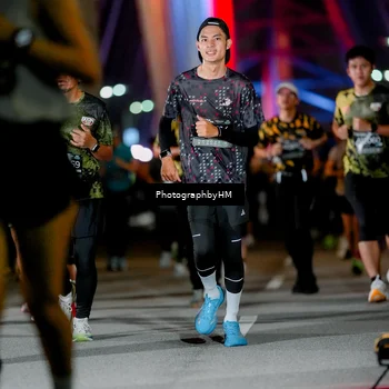 Runner Photo 6247103
