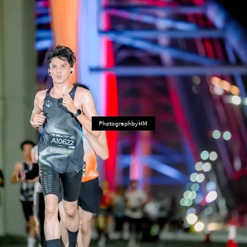 Runner Photo 6247111