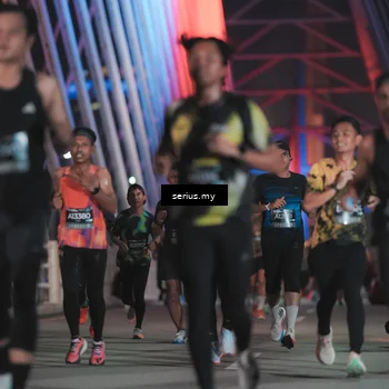 Runner Photo 6247124