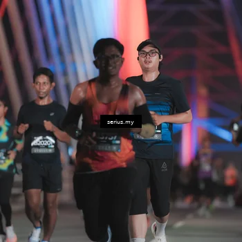 Runner Photo 6247173