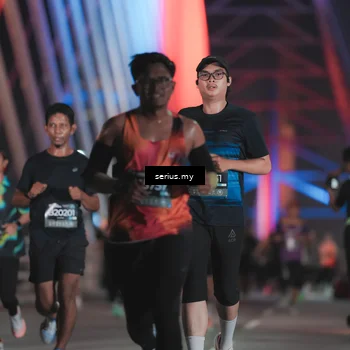 Runner Photo 6247184