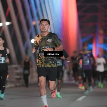 Runner Photo 6247195