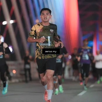Runner Photo 6247253