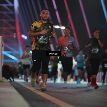 Runner Photo 6247266