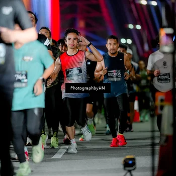 Runner Photo 6247270