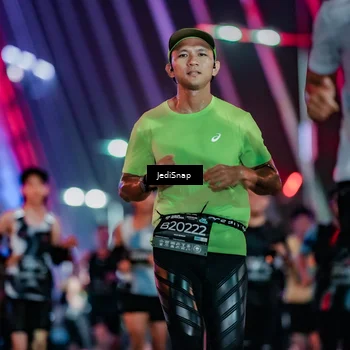 Runner Photo 6247294