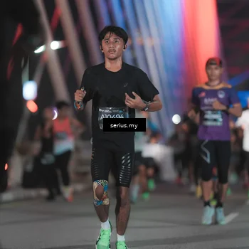 Runner Photo 6247315