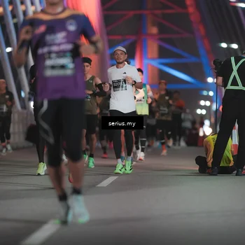 Runner Photo 6247367