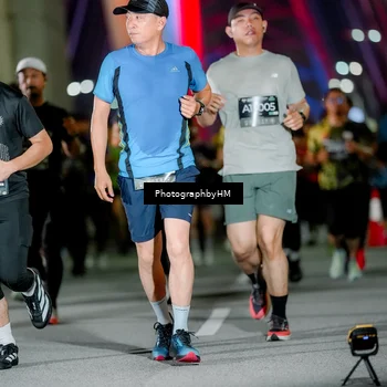 Runner Photo 6247378