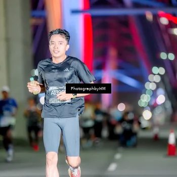 Runner Photo 6247400
