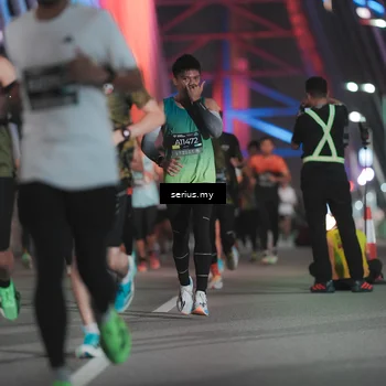 Runner Photo 6247405
