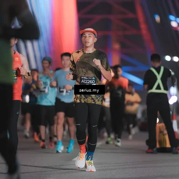 Runner Photo 6247441