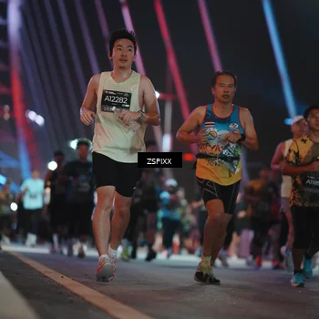 Runner Photo 6247444