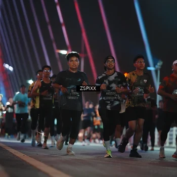 Runner Photo 6247476