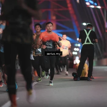 Runner Photo 6247483