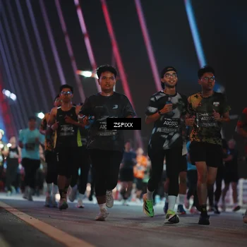 Runner Photo 6247491