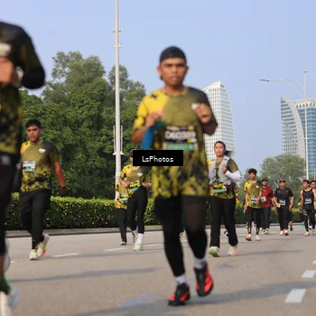 Runner Photo 6247493