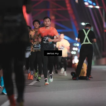 Runner Photo 6247495