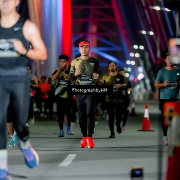 Runner Photo 6247513