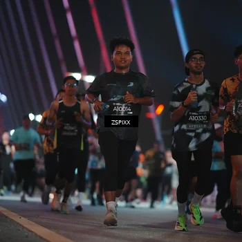 Runner Photo 6247534