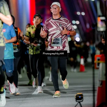Runner Photo 6247564