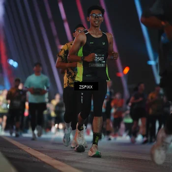 Runner Photo 6247596