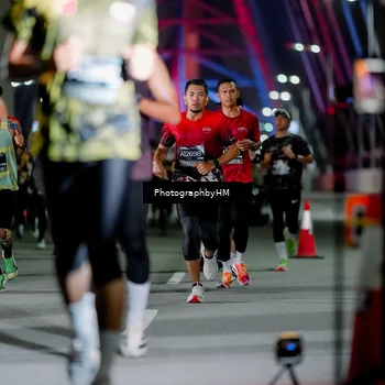 Runner Photo 6247598