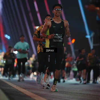 Runner Photo 6247708