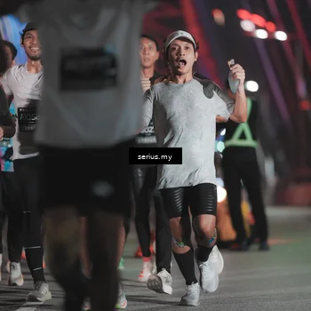Runner Photo 6247764