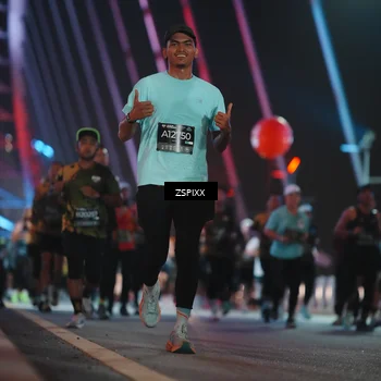 Runner Photo 6247780