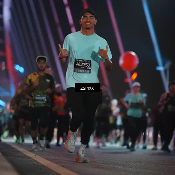 Runner Photo 6247790