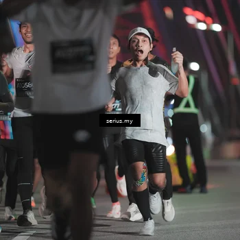 Runner Photo 6247795
