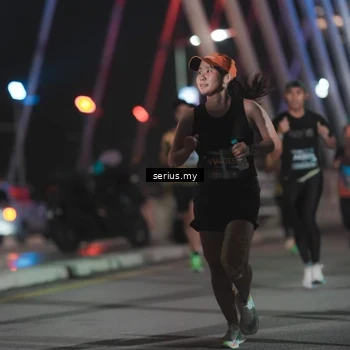 Runner Photo 6247860