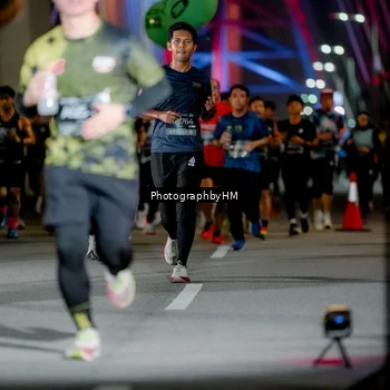 Runner Photo 6247902