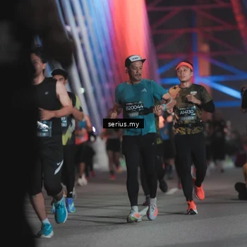 Runner Photo 6247903