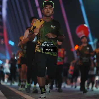 Runner Photo 6247946