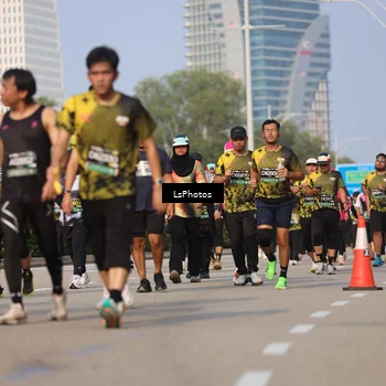 Runner Photo 6247975