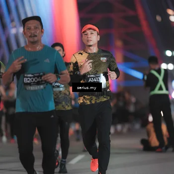 Runner Photo 6248006