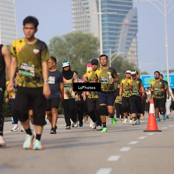 Runner Photo 6248008