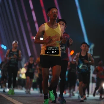 Runner Photo 6248035