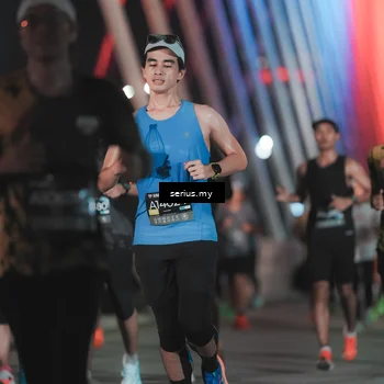 Runner Photo 6248088