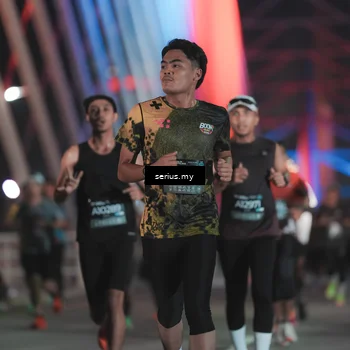 Runner Photo 6248140