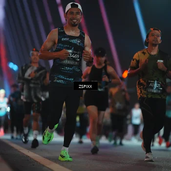 Runner Photo 6248163