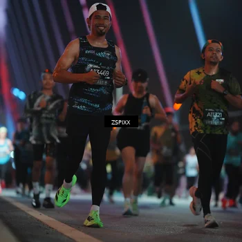 Runner Photo 6248172