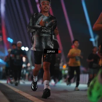 Runner Photo 6248290