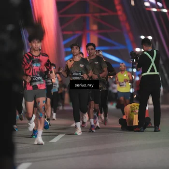 Runner Photo 6248315