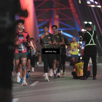 Runner Photo 6248322