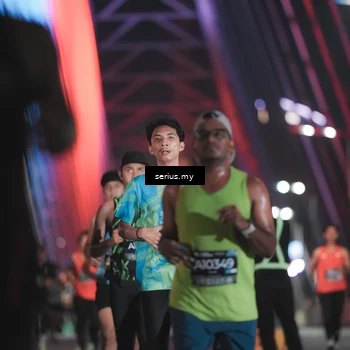 Runner Photo 6248347