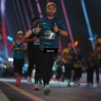 Runner Photo 6248412