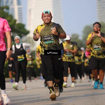 Runner Photo 6248495